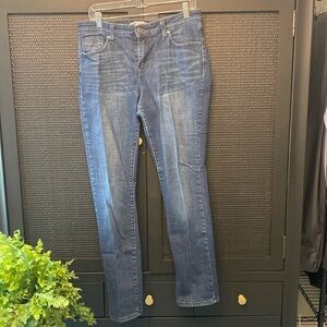 Levi’s Mid Rise Skinny Jeans | Dark Wash Stretch Denim | Size 10 Medium